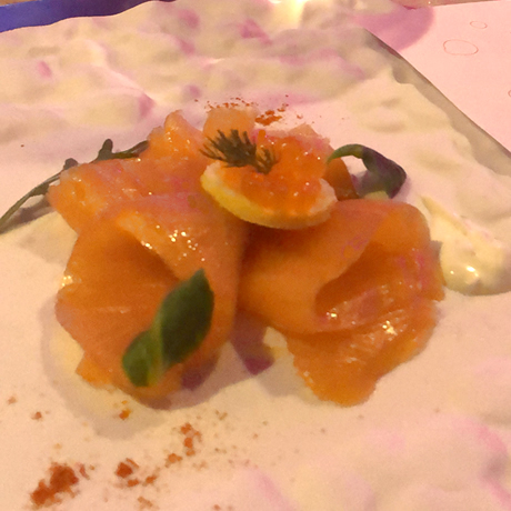 Carpaccio di salmone Royal Upstream